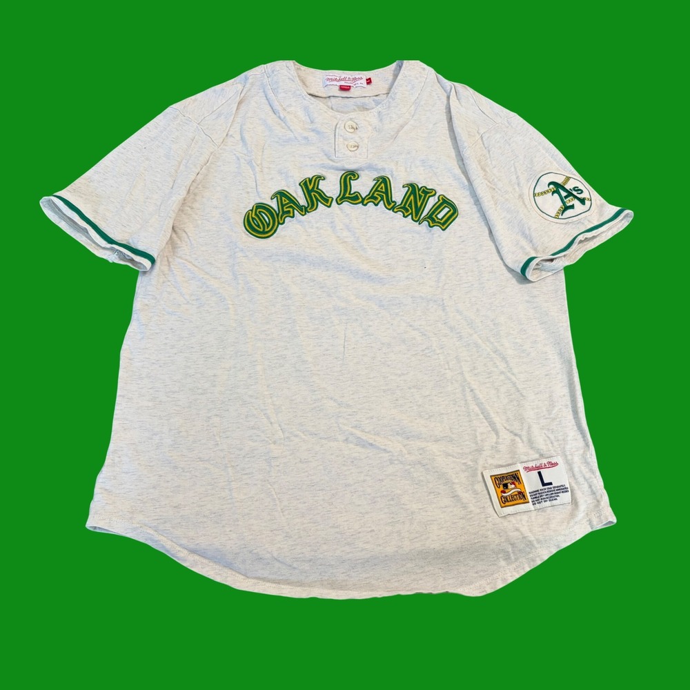 Mitchell & Ness Oakland Athletics Cooperstown Collection Henley Jersey Shirt L